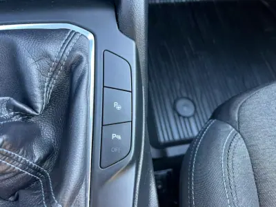 Ford Focus SW 2019 - 15950 EUR, 94634 km - AUTO.MOTO.pt - 94634km - foto 14 de 19