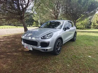 Porsche Cayenne 2016 — foto 5 de 42