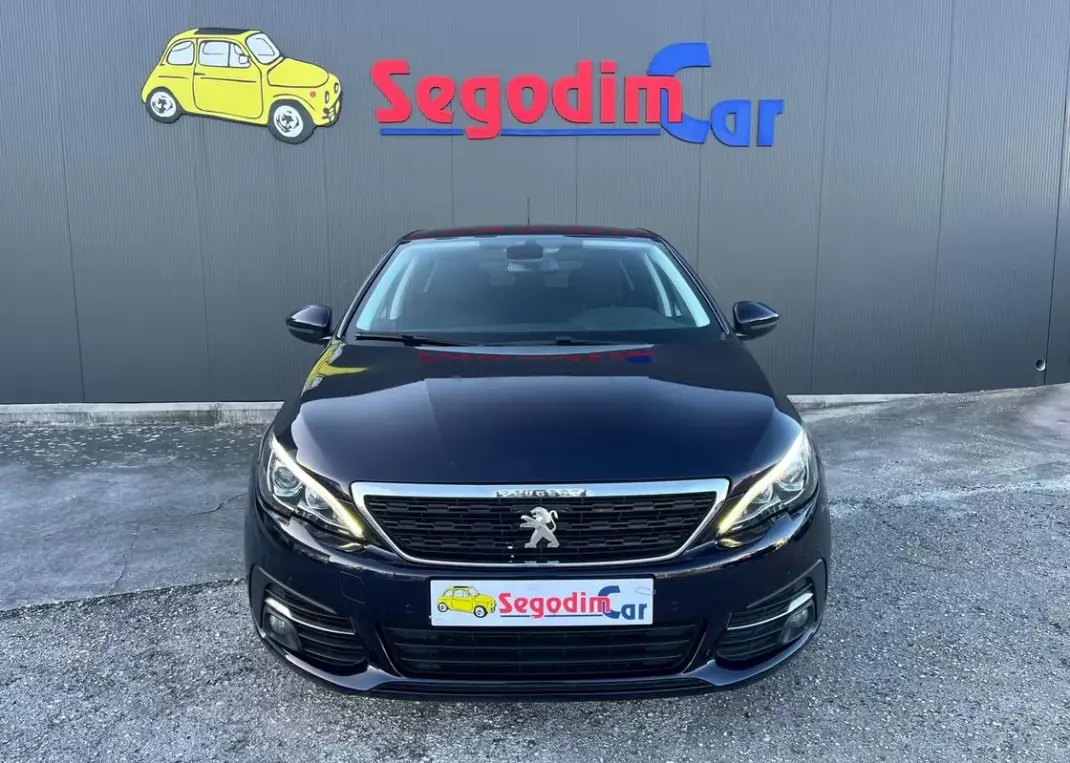 Peugeot 308 2019 - 10900 EUR, 131000 km - AUTO.MOTO.pt - 131000km - foto 2 de 27