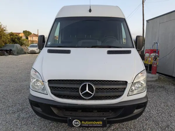 Mercedes-Benz Sprinter 316cdi L2H2 Média Tecto Alto 2013 - 19900 EUR, 190000 km - AUTO.MOTO.pt - 190000km - foto 2 de 18