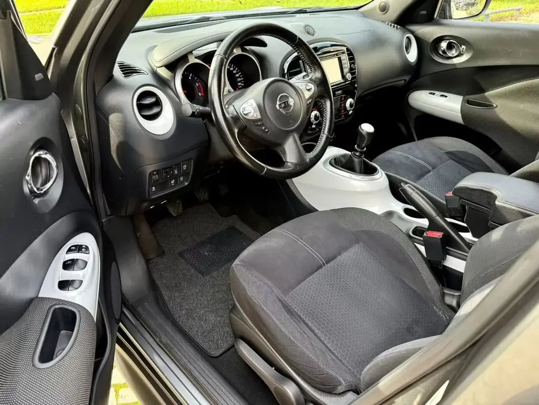 Nissan Juke 2015 - 10990 EUR, 116950 km - AUTO.MOTO.pt - 116950km - foto 2 de 41