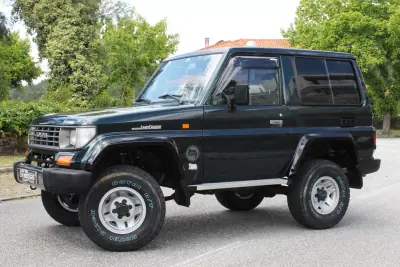 Toyota Land Cruiser 1994 - 31900 EUR, 237000 km - AUTO.MOTO.pt - 237000km - foto 11 de 40