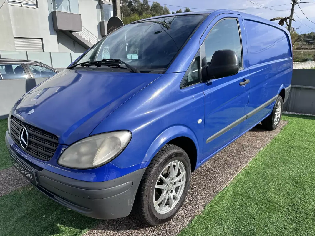 Mercedes-Benz VITO 111 CDI -LONGA 2005 - 6250 EUR, 400000 km - AUTO.MOTO.pt - 400000km - foto 3 de 25