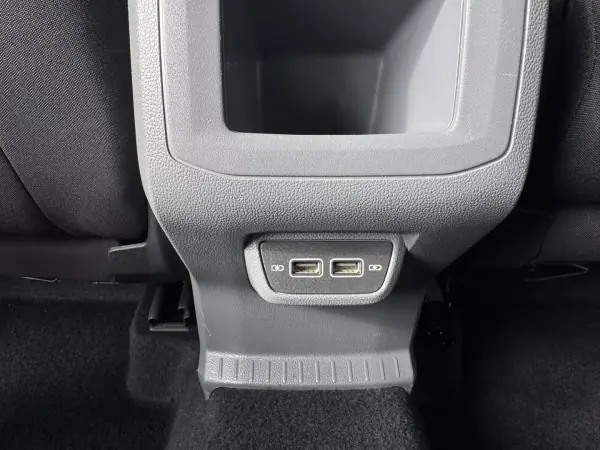 Volkswagen T-Cross 2019 - 18990 EUR, 100000 km - 100000km - foto 47 de 50