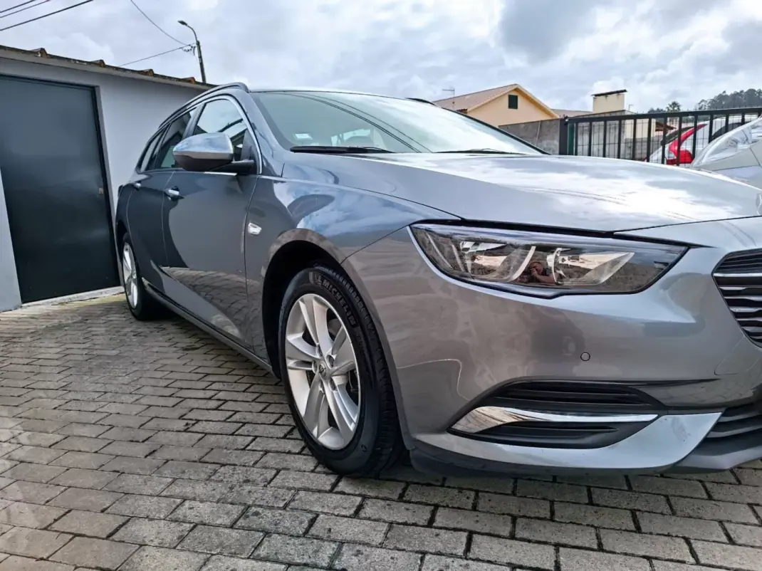 Opel Insignia Sports Tourer 2020 - 13000 EUR, 208000 km - 208000km - foto 8 de 19