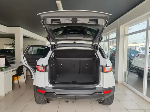 Land Rover Range Rover Evoque 2016 - 22750 EUR, 86400 km - AUTO.MOTO.pt - 86400km - foto 15 de 35