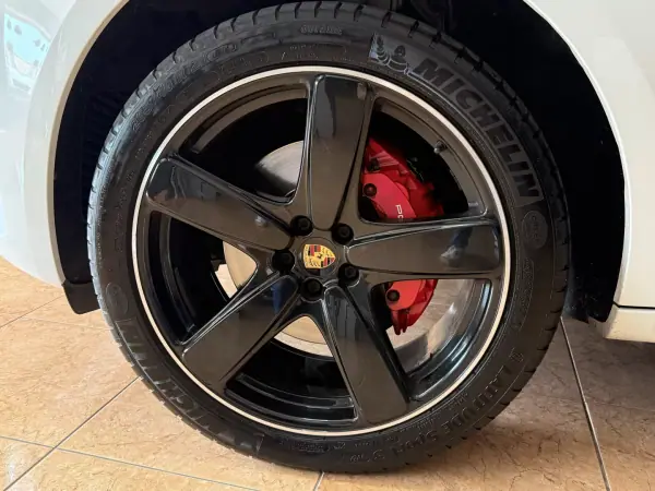 Porsche Macan 2016 - 65000 EUR, 68887 km - AUTO.MOTO.pt - 68887km - foto 7 de 20