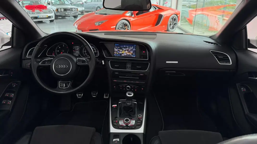 Audi A5 Cabrio 2016 - 25900 EUR, 121865 km - AUTO.MOTO.pt - 121865km - foto 18 de 32