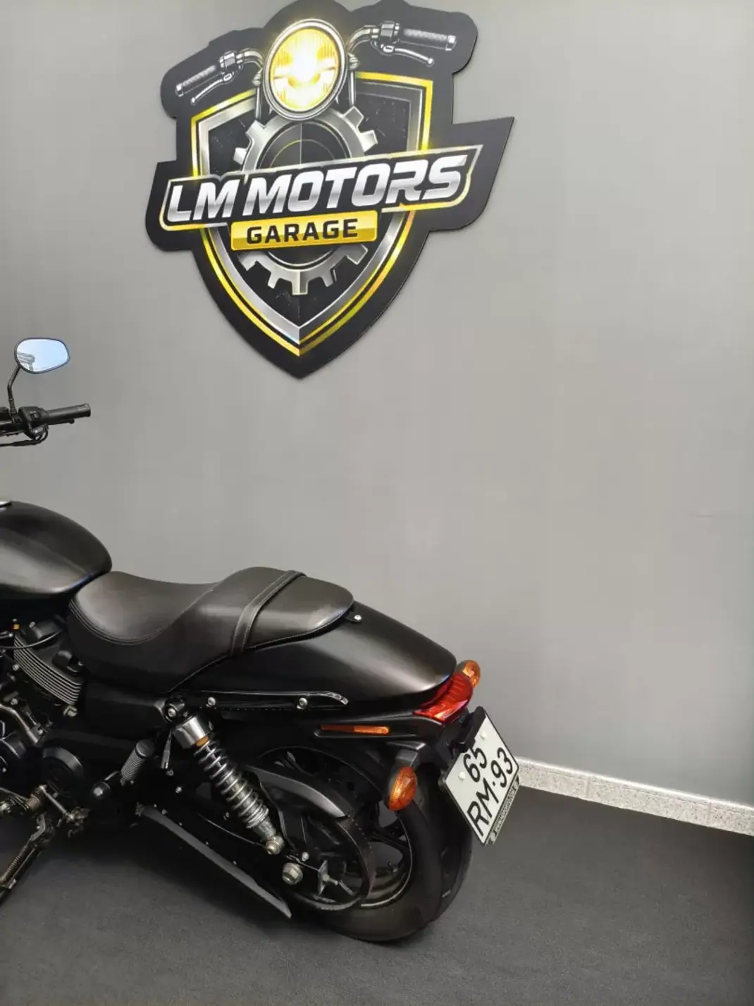 Harley-Davidson Dyna Glide Street Bob 2016 - 5950 EUR, 3000 km - AUTO.MOTO.pt - 3000km - foto 16 de 21