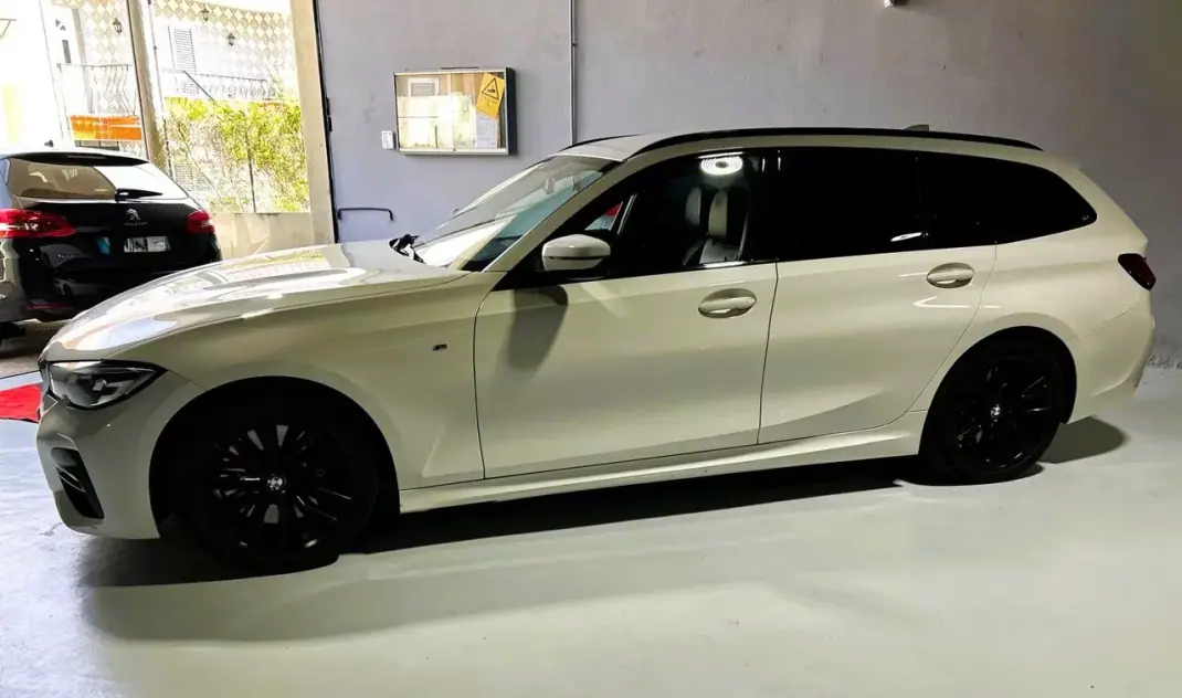 BMW 330 2019 - 30000 EUR, 206305 km - AUTO.MOTO.pt - 206305km - foto 2 de 43