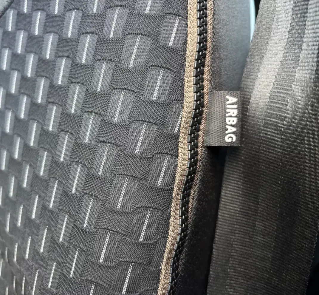 Renault Captur 2018 - 13950 EUR, 119000 km - AUTO.MOTO.pt - 119000km - foto 10 de 42