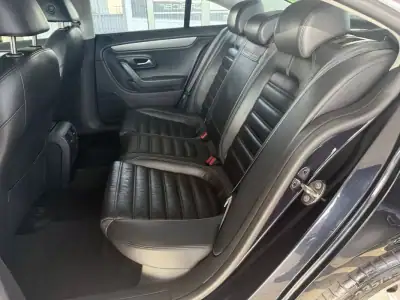 Volkswagen Passat CC 2010 - 13990 EUR, 162335 km - AUTO.MOTO.pt - 162335km - foto 12 de 21