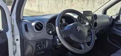 Citroën Berlindo 1.6 HDi Caixa Automatica 2018 - 12000 EUR, 180000 km - AUTO.MOTO.pt - 180000km - foto 6 de 19