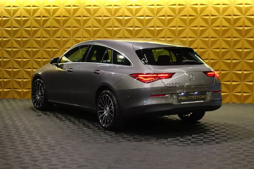 Mercedes-Benz CLA 250 2022 - 28900 EUR, 99000 km - AUTO.MOTO.pt - 99000km - foto 11 de 32