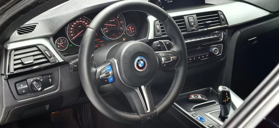 BMW 418 Gran Coupé 2015 - 21990 EUR, 179465 km - 179465km - foto 38 de 46