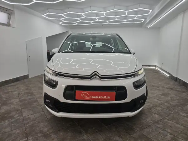 Citroën C4 Grand Picasso 2018 - 13650 EUR, 245556 km - AUTO.MOTO.pt - 245556km - foto 2 de 43