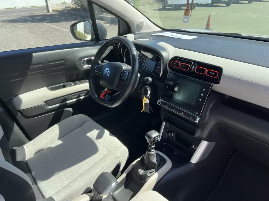 Citroën C3 Aircross 2019 - 12900 EUR, 133600 km - 133600km - foto 8 de 13