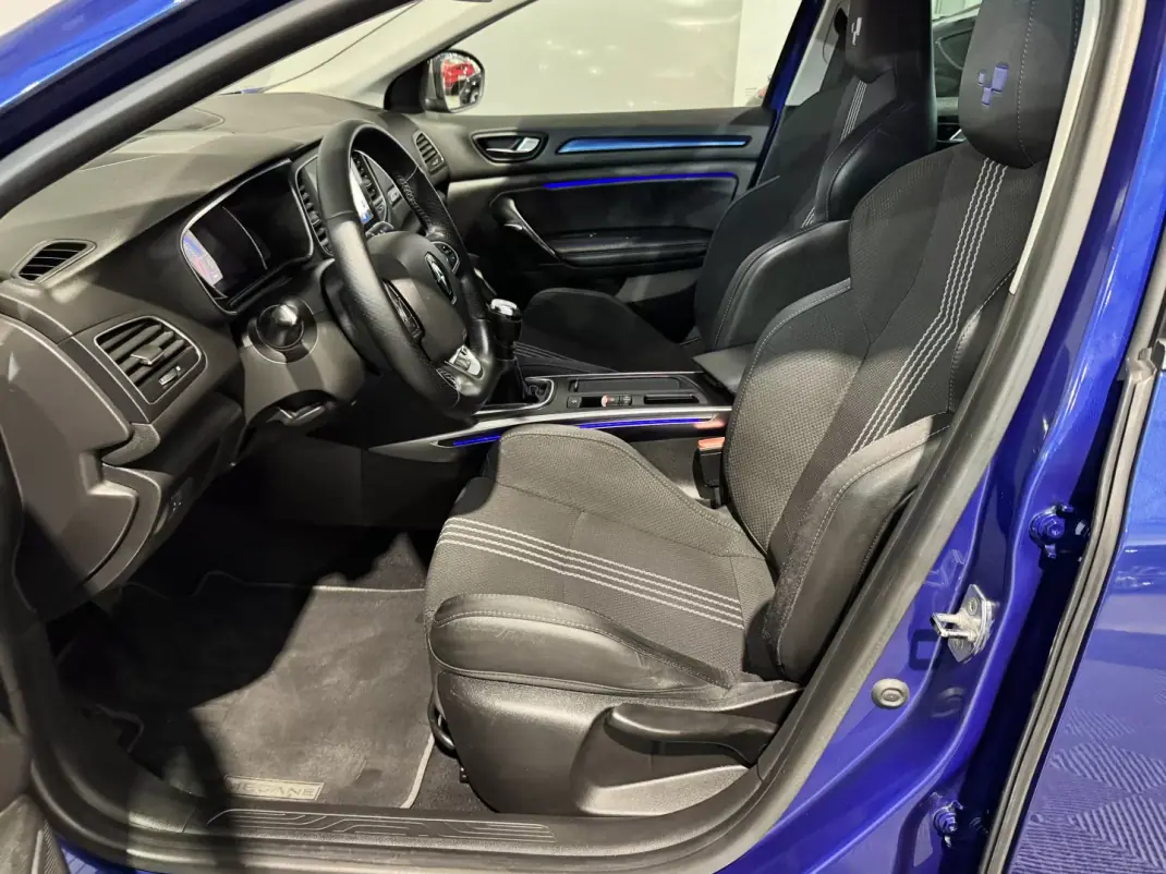 Renault Mégane Sport Tourer 2017 - 13900 EUR, 196500 km - 196500km - foto 42 de 51