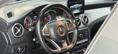 Mercedes-Benz CLA 220 2017 - 22990 EUR, 167000 km - AUTO.MOTO.pt - 167000km - foto 32 de 42