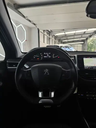 Peugeot 208 2019 - 11950 EUR, 90328 km - AUTO.MOTO.pt - 90328km - foto 83 de 90