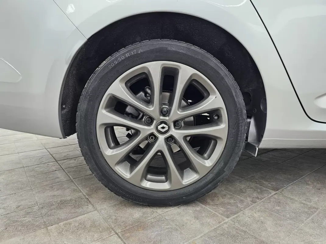 Renault Mégane Sport Tourer 2019 - 11950 EUR, 286730 km - 286730km - foto 13 de 52