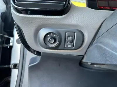 Citroën C4 Cactus 2017 - 13900 EUR, 97056 km - AUTO.MOTO.pt - 97056km - foto 16 de 28