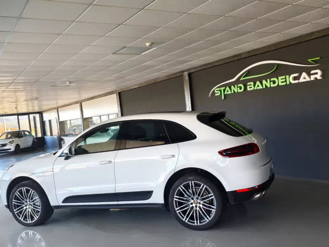 Porsche Macan 2016 - 47500 EUR, 141000 km - AUTO.MOTO.pt - 141000km - foto 7 de 23
