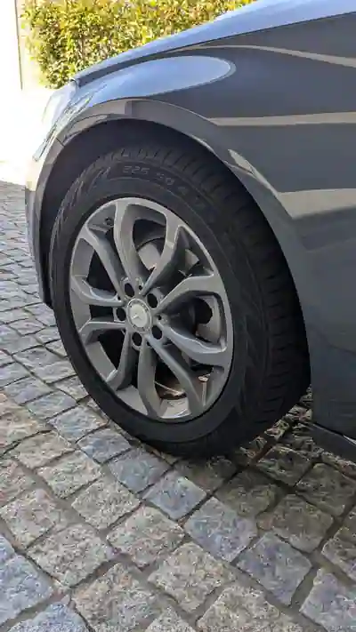 Mercedes-Benz C 200 2015 — foto 5 de 11