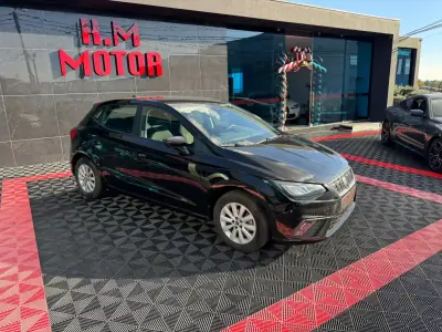SEAT Ibiza 2023 - 14300 EUR, 66000 km - AUTO.MOTO.pt - 66000km - foto 2 de 9