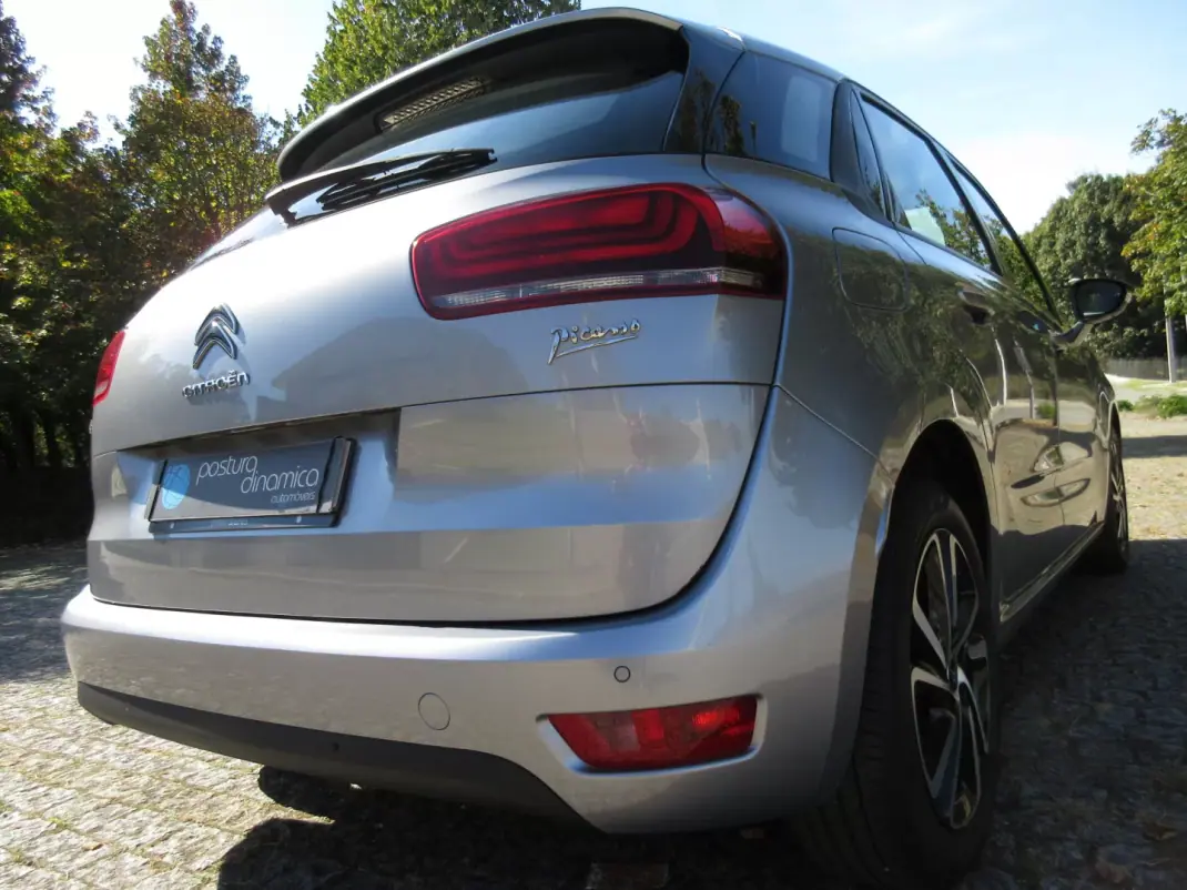 Citroën C4 Picasso 2017 - 12990 EUR, 175000 km - AUTO.MOTO.pt - 175000km - foto 15 de 44