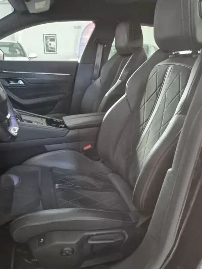 Peugeot 508 SW 2023 - 22250 EUR, 151000 km - AUTO.MOTO.pt - 151000km - foto 12 de 42