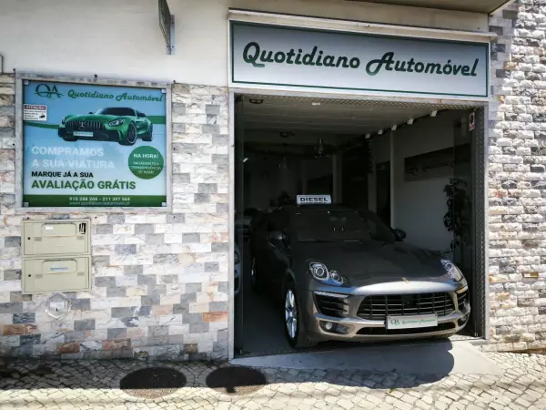 Porsche Macan 2014 - 42950 EUR, 177239 km - AUTO.MOTO.pt - 177239km - foto 59 de 59