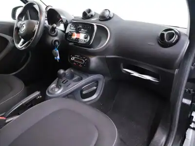 Smart ForFour 2017 - 11490 EUR, 22359 km - AUTO.MOTO.pt - 22359km - foto 25 de 48