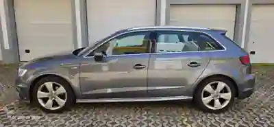 Audi A3 Sportback 2013 - 15500 EUR, 144000 km - foto 2 de 8