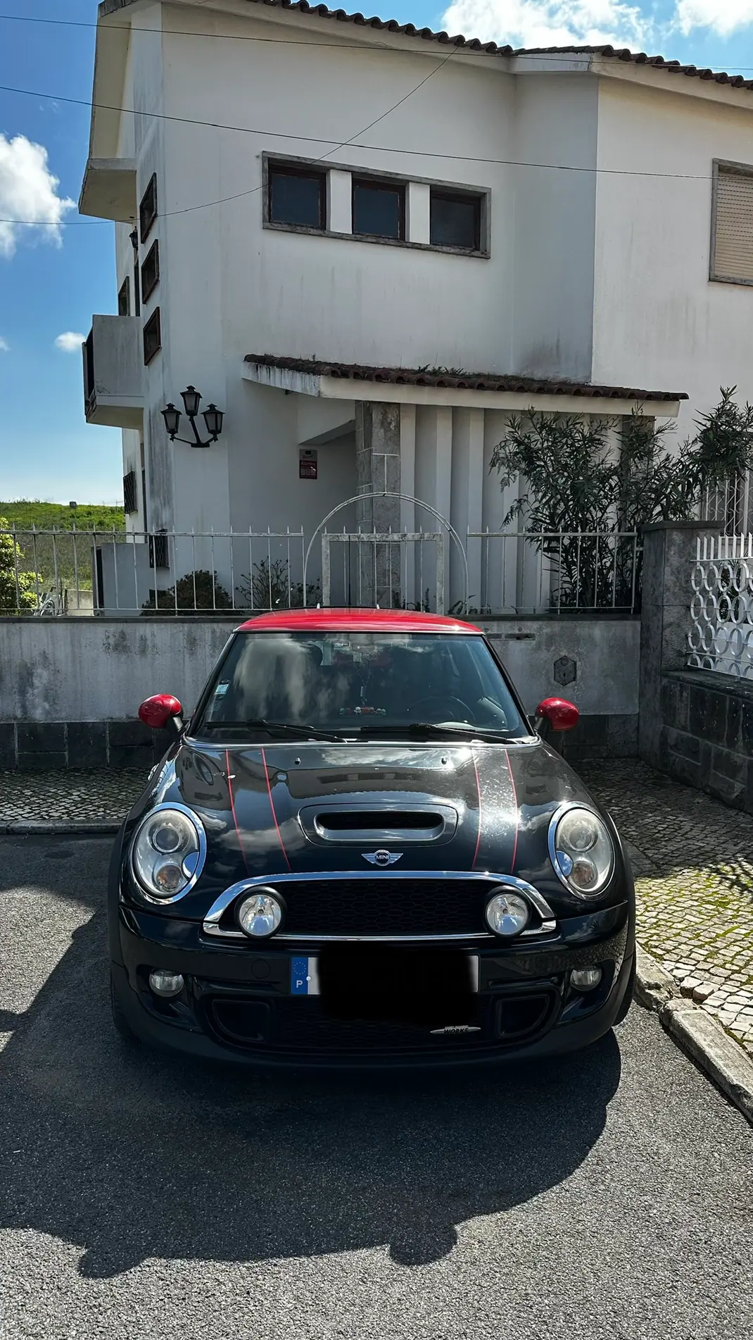 MINI John Cooper Works 2012 - 14490 EUR, 165000 km - 165000km - foto 2 de 12