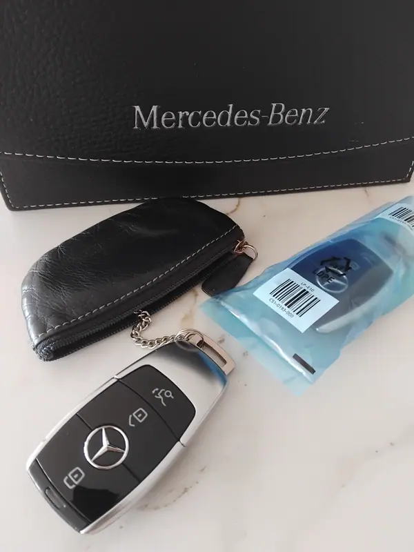 Mercedes-Benz E 220 2021 - 45800 EUR, 64800 km - AUTO.MOTO.pt - 64800km - foto 15 de 15