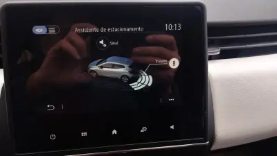 Renault Clio 2021 - 13999 EUR, 129999 km - AUTO.MOTO.pt - 129999km - foto 38 de 39
