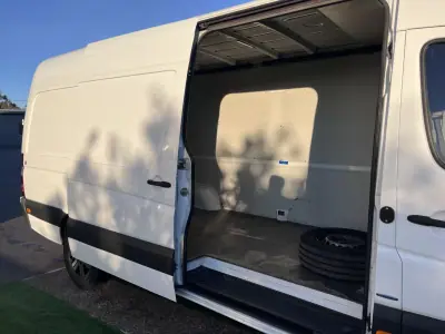 Mercedes-Benz Sprinter 310 CDI LONGA 2014 - 16900 EUR, 190000 km - AUTO.MOTO.pt - 190000km - foto 7 de 28