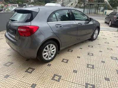 Mercedes-Benz A 200 2012 - 11900 EUR, 247000 km - foto 4 de 26