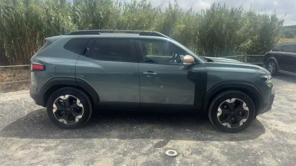 Dacia Duster 2024 - 19900 EUR, 20000 km - AUTO.MOTO.pt - 20000km - foto 4 de 20