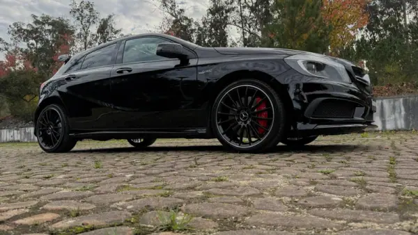Mercedes-Benz A 45 AMG 2015 - 30500 EUR, 134000 km - AUTO.MOTO.pt - 134000km - foto 20 de 22