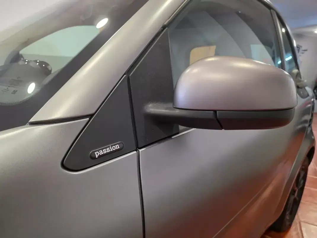 Smart ForTwo Coupé 2018 - 11280 EUR, 51580 km - 51580km - foto 8 de 29