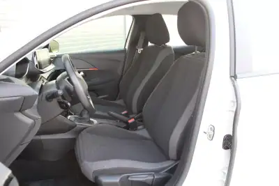 Peugeot 208 2021 - 16200 EUR, 27000 km - AUTO.MOTO.pt - 27000km - foto 10 de 19