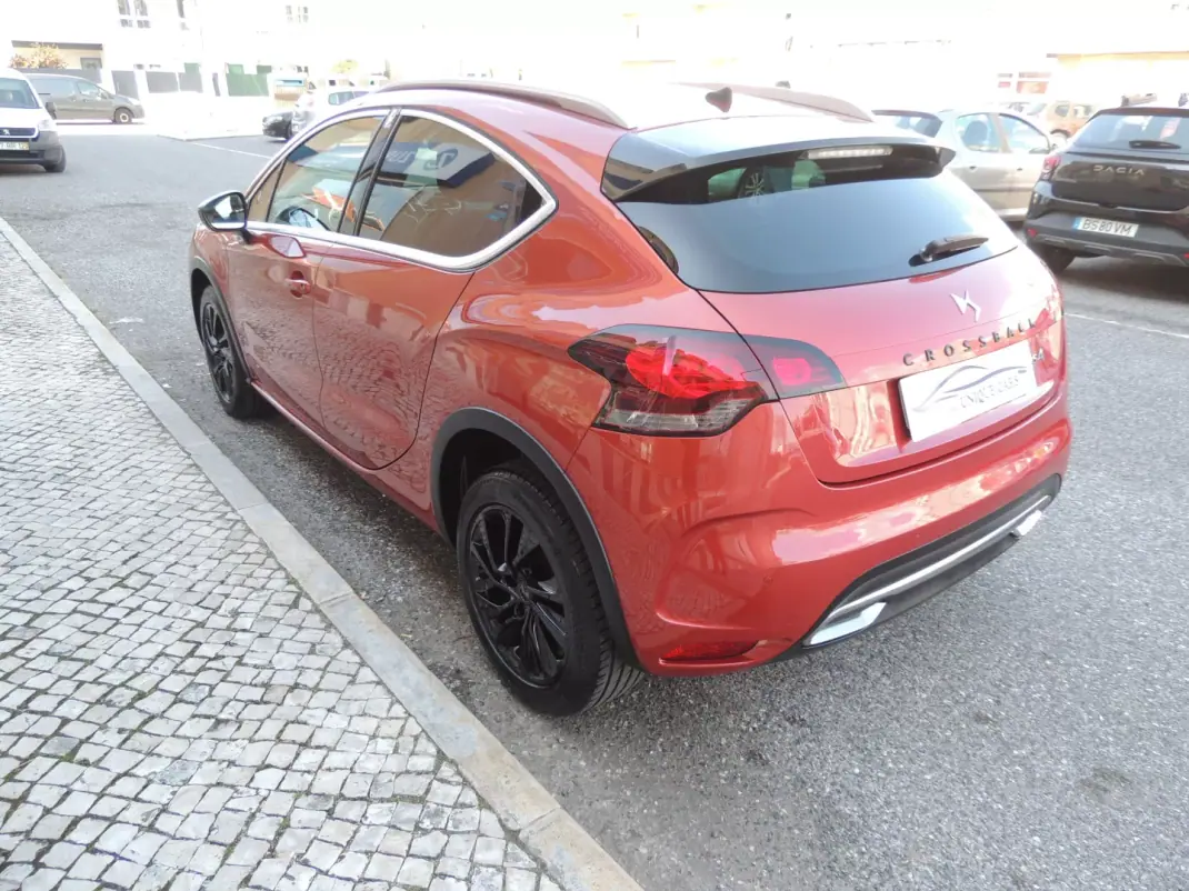 DS DS4 Crossback 2017 - 15750 EUR, 75600 km - AUTO.MOTO.pt - 75600km - foto 4 de 21