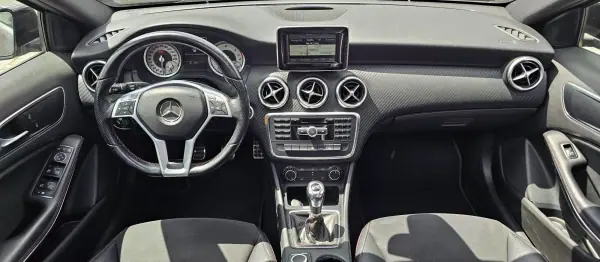 Mercedes-Benz A 180 2013 - 16500 EUR, 180000 km - AUTO.MOTO.pt - 180000km - foto 7 de 20