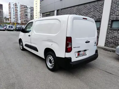 Citroën Berlingo 1.6 HDI ,3 Lug. Longa , Iva dedutivel 2019 - 13480 EUR, 182000 km - AUTO.MOTO.pt - 182000km - foto 19 de 28
