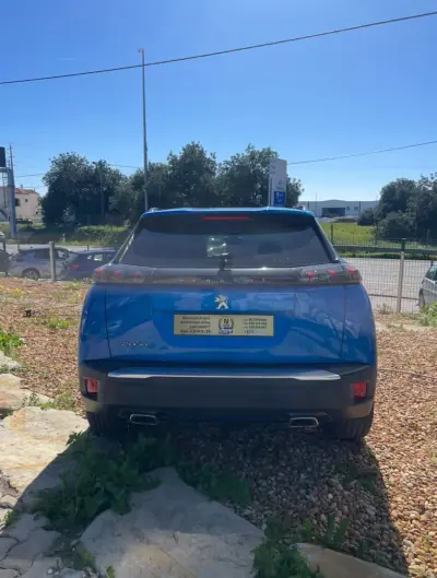 Peugeot 2008 2020 - 17900 EUR, 129081 km - AUTO.MOTO.pt - 129081km - foto 5 de 12