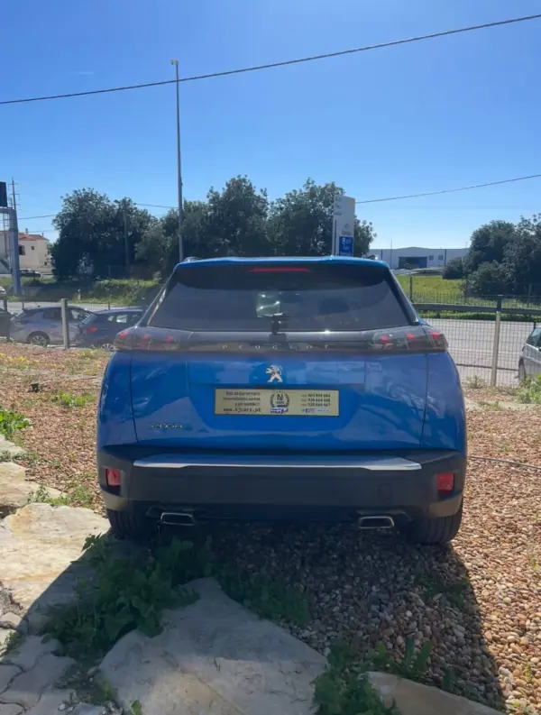 Peugeot 2008 2020 - 17900 EUR, 129081 km - AUTO.MOTO.pt - 129081km - foto 5 de 12