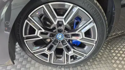 BMW i5 2025 - 56750 EUR, 43090 km - 43090km - foto 33 de 64