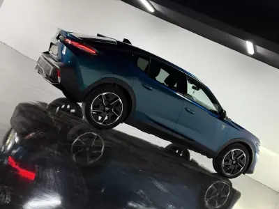 Peugeot 408 2022 - 28990 EUR, 46900 km - AUTO.MOTO.pt - 46900km - foto 11 de 30